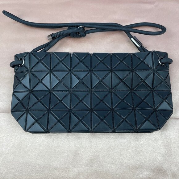 Brand new Issey Miyake black knotted tofu sling bag. - Picture 10 of 10